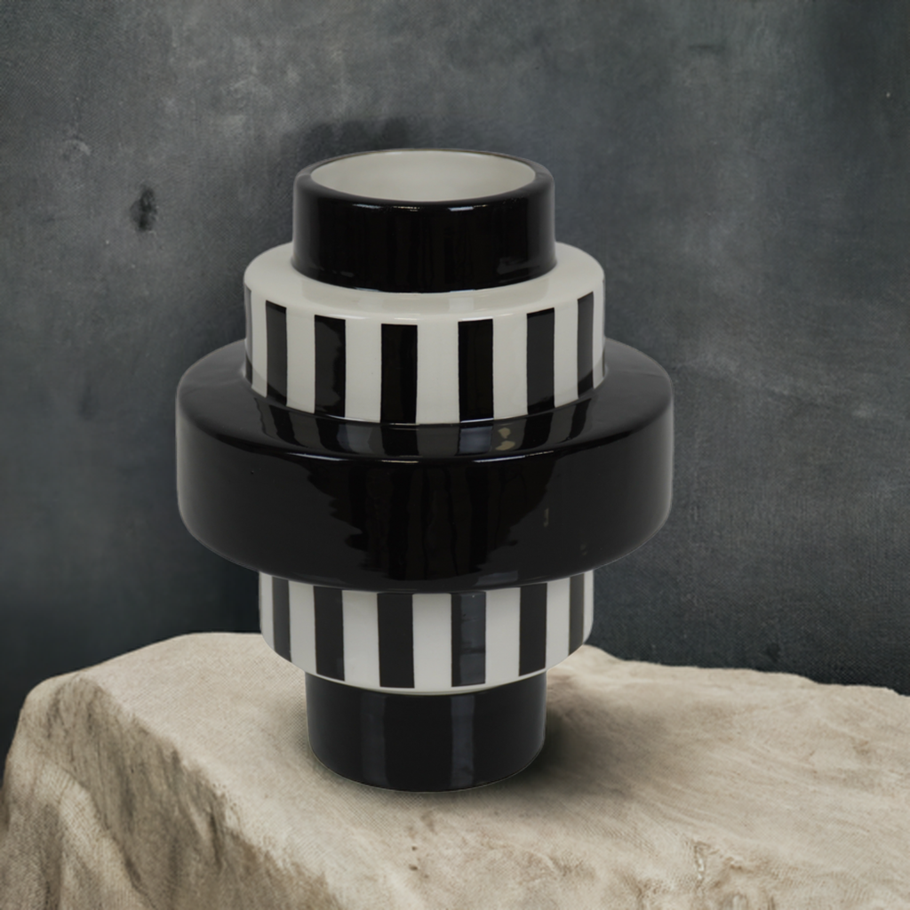 Schwarz-weiße Art déco Vase