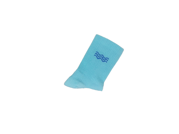 Sports socks with waves